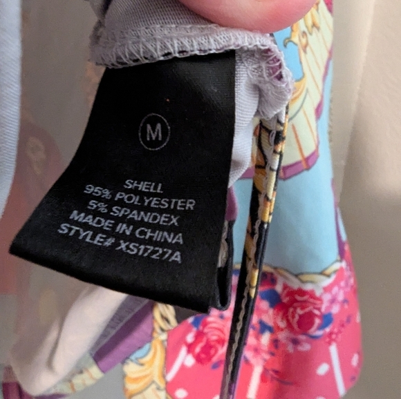 Fashion Nova,Colorful Patterned Crop Blouse, Size m - Picture 5 of 6